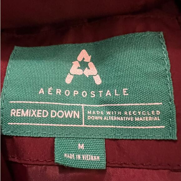Aeropostale Women's Remixed Down Vest full zipper in Burgundy Size M - Picture 4 of 5